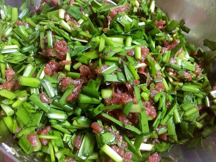 牛肉和什么菜一起包饺子好吃(牛肉和什么菜包饺子好吃)