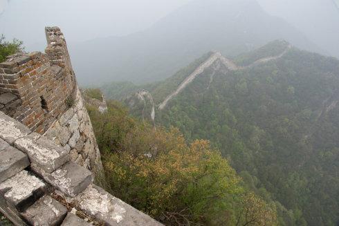 4.在北京市区和箭扣长城之间的距离也很远，如果是自驾游的话，选择两条路线都没有问题，但是对于想去箭扣长城这一块的游客来说还需要做好准备才行。