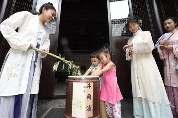 端午节为什么要沐兰汤 端午节沐兰汤什么意思