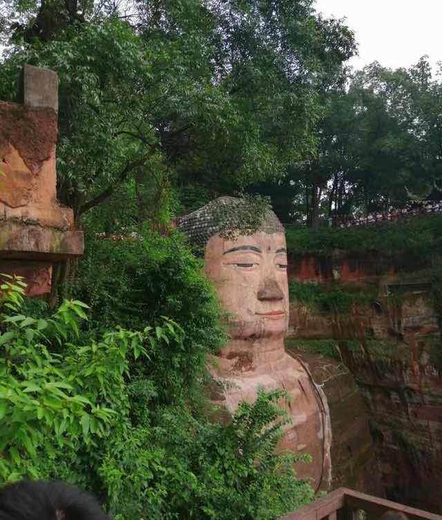 旅游乐山大佛一日游最佳路线（乐山大佛一日游）  2