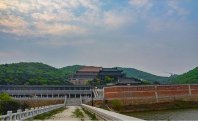 ​辽宁大悲寺位于哪里（辽宁海城大悲寺里返璞归真的僧人）