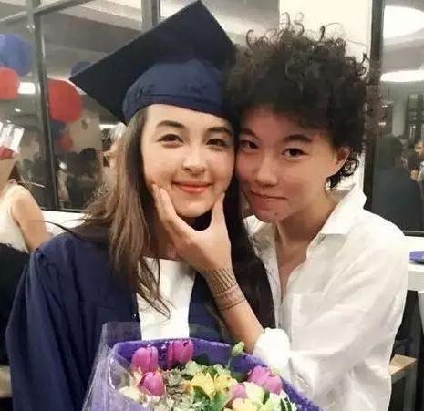 不愧是王菲的女儿，窦靖童“朋友圈”阵容强，图6曾引起热议