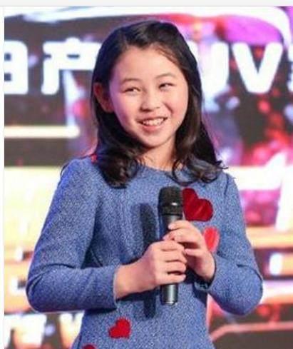 李彦宏女儿Brenda频繁亮相, 网友: 聪明又漂亮, 真会投胎啊!