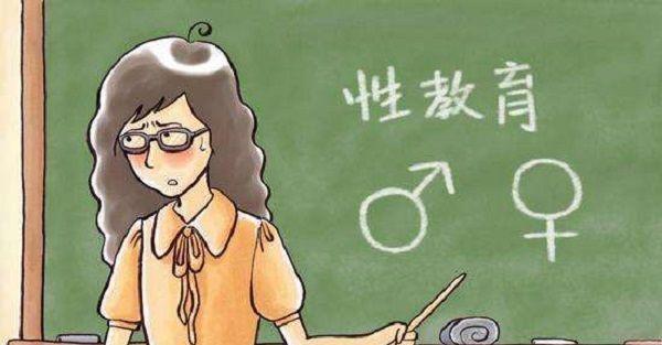 13岁男孩偷看女宿舍，妈妈才知道自己错了