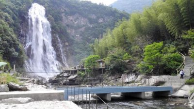 ​大别山彩虹瀑布，一年四季都能看到彩虹的地方