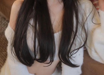 ​女生允许你追她有哪些暗示(女生同意你追她的表现是什么)