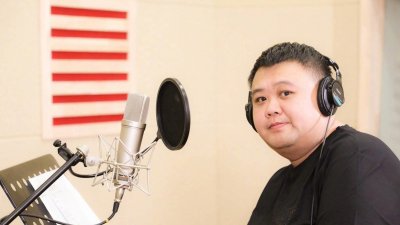 ​平时调皮捣蛋的烧饼，在师兄弟们之中只有张云雷才能管的了他