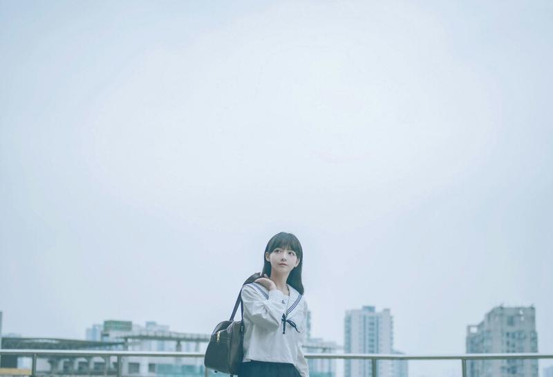 超过25岁还没有女朋友没有谈过恋爱应该怎么办？