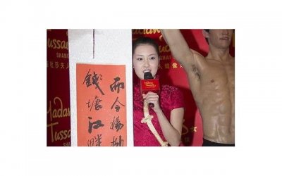 ​隔着屏幕生气怎么哄，一句话让女朋友笑出声