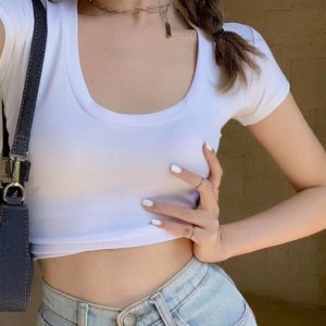 ​霸气网名女两个字高冷超级有范-可爱点