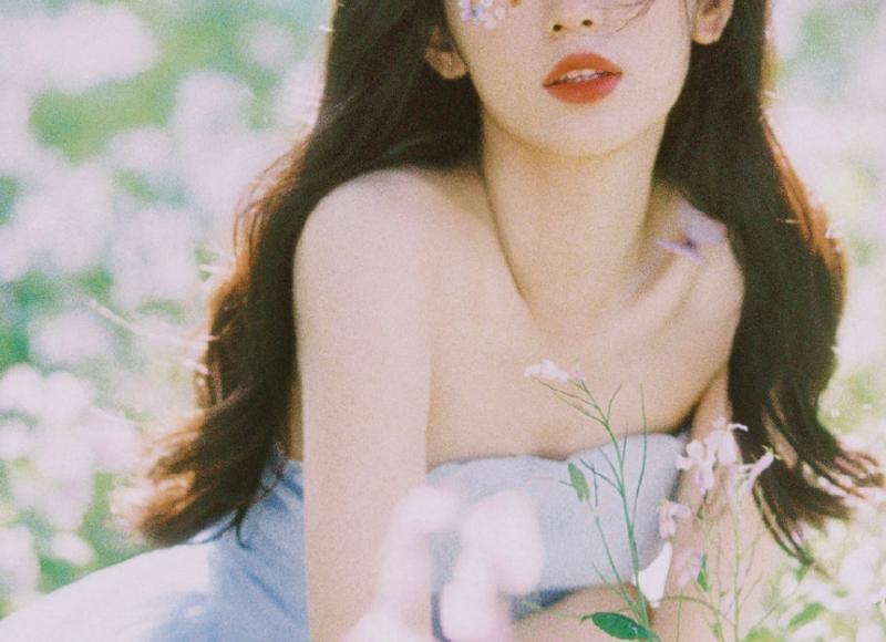 男生问：跟相亲的女生表白，被拒后，女生态度冷淡，该如何挽回？