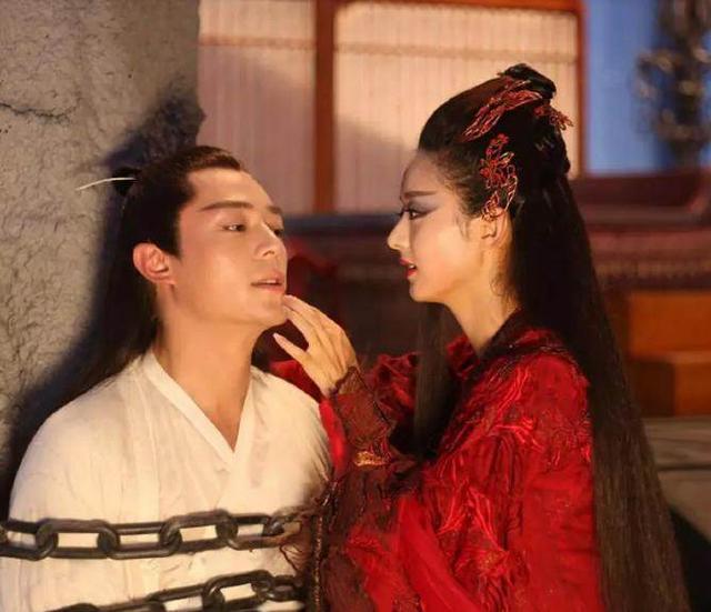 玛丽苏爱情剧(八部玛丽苏神剧)(3)