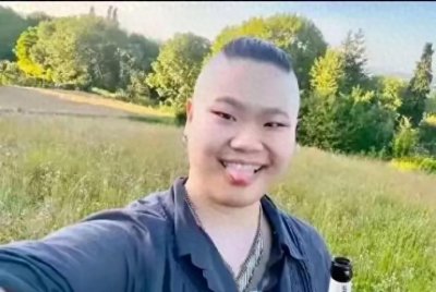 ​毕福剑的女儿毕凌受到关注，传闻她在加拿大学习艺术，生活得精彩