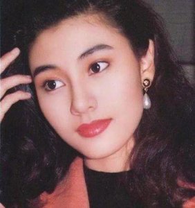 ​关注！93岁香港著名演员突发身体状况，因气喘在医院度过生日