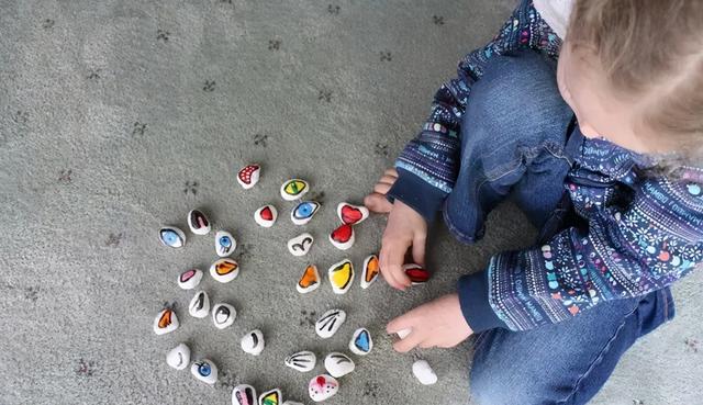 上海什么地方可以捡到石头？假期带孩子捡一捡路边公园里免费的石头(27)