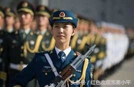 她，中国最美的女兵，三军仪仗队女兵分队队长，不爱红装爱武装