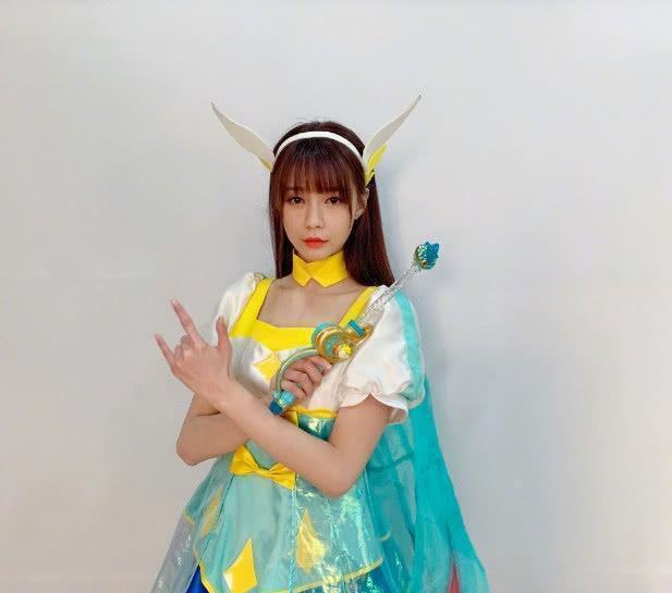 继《女儿们的恋爱》后，沈梦辰杜海涛再次合体录综艺，情侣装超甜