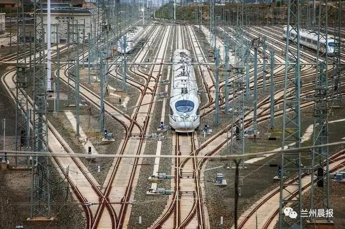 西宁到西安动车232.5元，到太原411元，下午4点发售！到北京广州上海长沙…