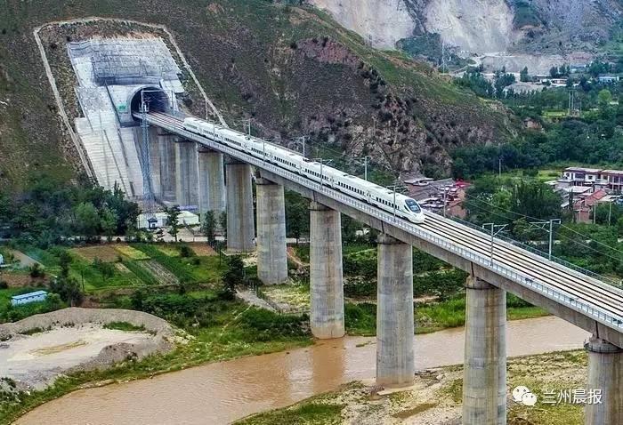 西宁到西安动车232.5元，到太原411元，下午4点发售！到北京广州上海长沙…