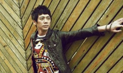 ​苏见信和阿信是一个人吗 起底苏见信为什么要退出信乐团