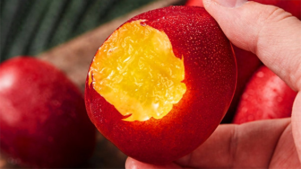 油桃是几月份的应季水果(油桃到几月份就没了)