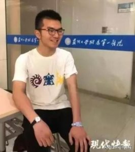 ​“今天换我给妈妈一次生命！”16岁少年捐髓救母，戳心了！