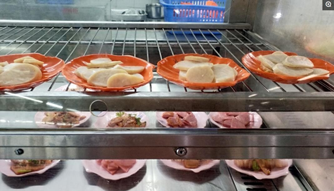 镜头下清华大学的食堂，这样的价格什么水平？