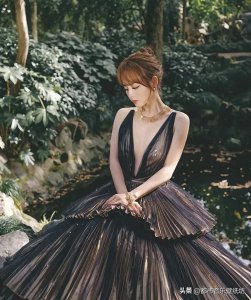 ​张嘉倪高清性感写真