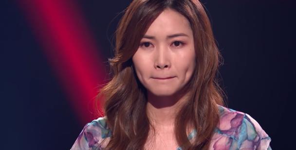 《好声音》张天予昂首离开舞台，那英泪洒舞台，哈林也被感动了