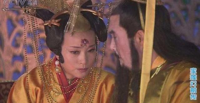 《西游记》里王母娘娘是玉帝的老婆还是母亲呢？