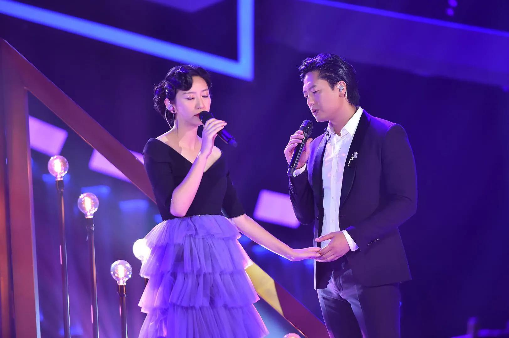 凌潇肃唐一菲夫妇，演技都不错，可惜最近几年资源真的很差！