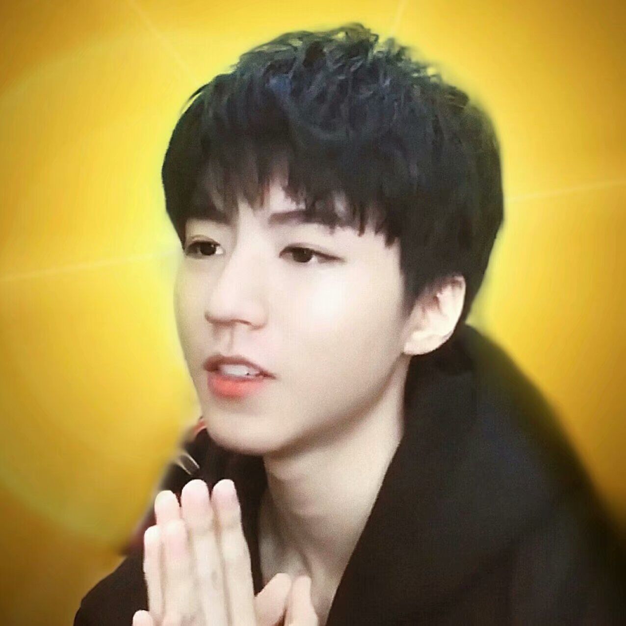 逢考必过王俊凯图片，王俊凯逢考必过锦鲤图