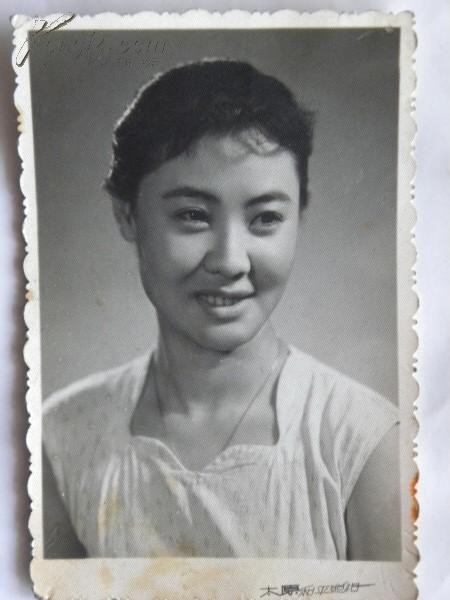 91岁郭兰英近况惹担忧，身体不佳却无子女照顾，还是李谷一偶像