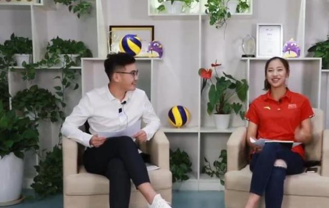 30岁王茜退役后过得如何？担任天津女排助理教练，婚后计划生娃