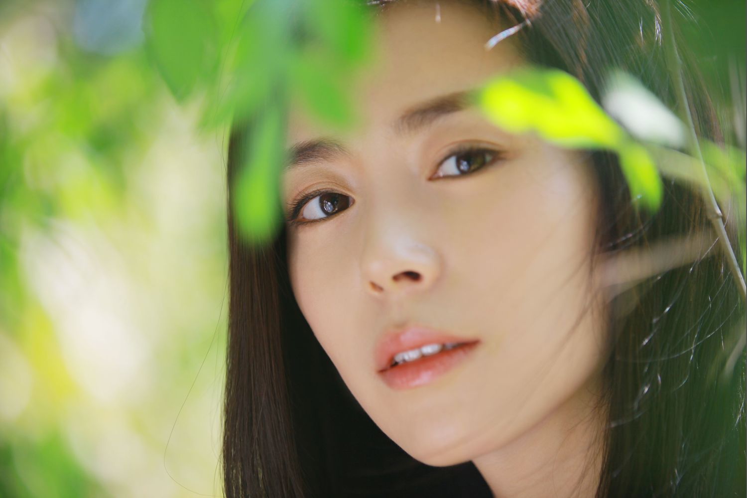 卢杉个人资料写真作品