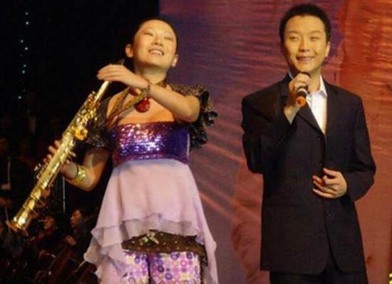 李玉刚老婆和女儿照片 李玉刚范小宁分手后为什么不结婚？