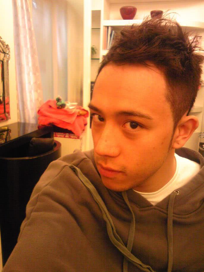 张致恒个人资料写真作品