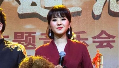 44岁方琼丈夫照片曝光，熟悉的面孔，网友：难怪一直不愿公开！