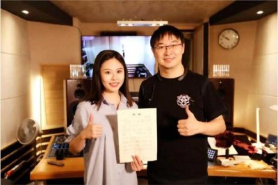 ​女高音朱正怀歌唱《热爱》(栾凯新作树新时代艺术歌曲典范)