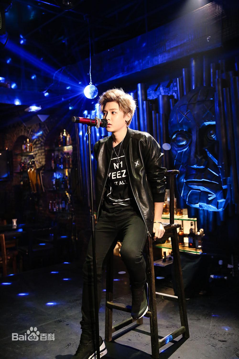 为什么那么多人喜欢离开《天天小兄弟》的侯明昊？