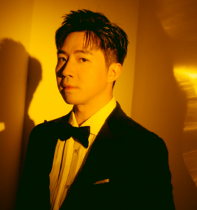 ​俞灏明个人资料：从当红小生到“英雄救美”，惨遭毁容后的他成功逆袭！