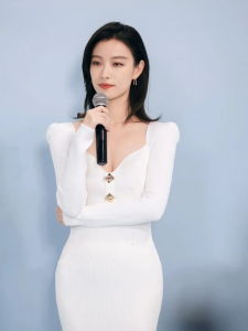 ​倪妮个人资料介绍：有过两段恋情，虽没结婚但不代表没伴侣