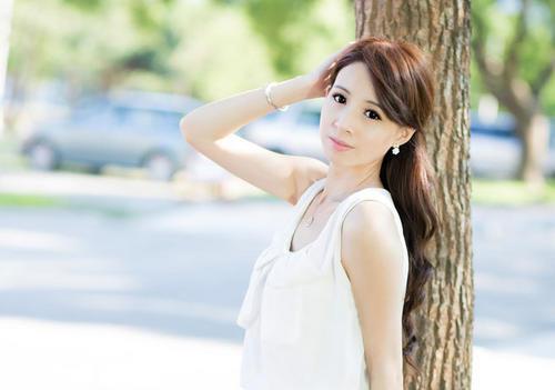 女生说hhh怎么回能撩她1