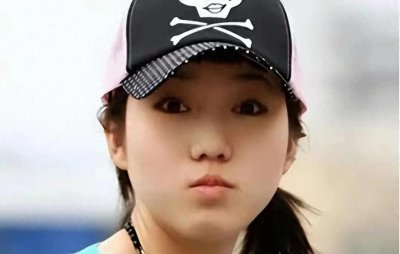 ​模特张筱雨：22岁时拍写真火爆全网被称为女神，却至今仍是单身