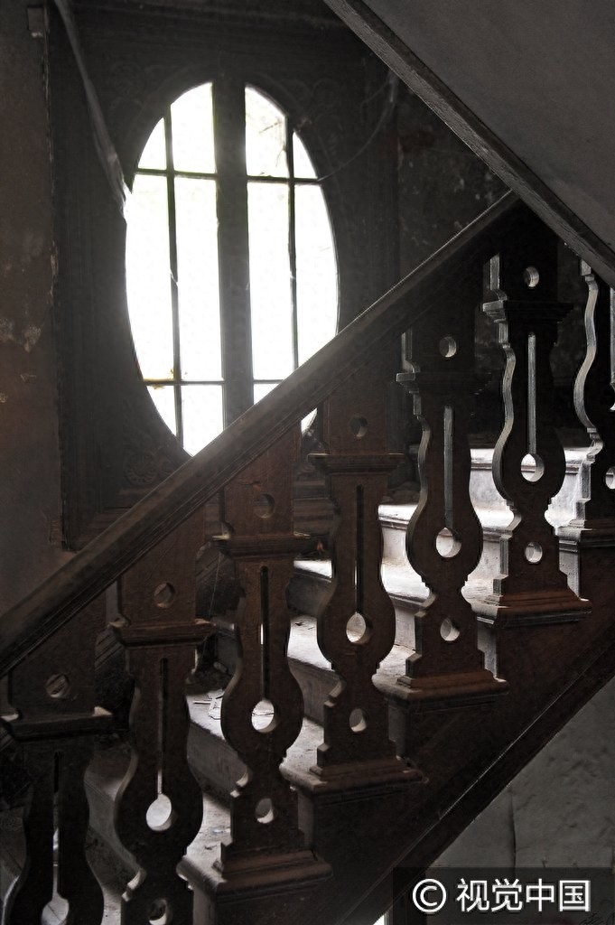 北京：探秘京城第一凶宅朝内大街81号