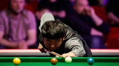 ​张安达首败：斯诺克赛场上的挑战与机遇