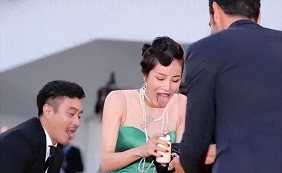 ​尴尬至极！红毯女星意外露底，15位明星春光大泄