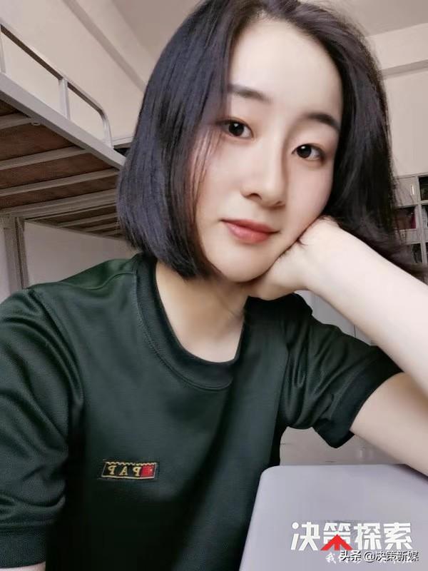 国庆70周年阅兵女兵方队名单组图 河南新蔡一朵花靓丽女兵方队(2)