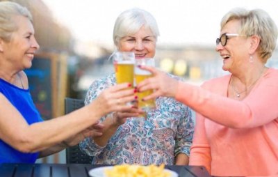 ​不去养老院，不麻烦儿女，五种新型养老模式，你喜欢哪种？