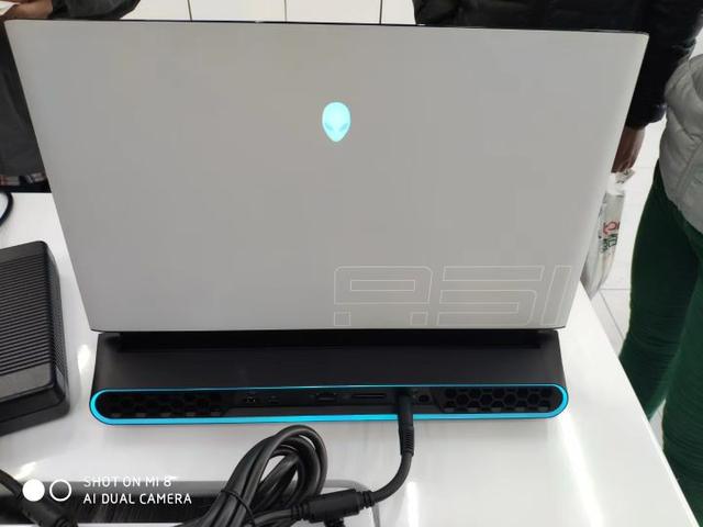 alienware外星人笔记本i7 x17（m17笔记本19款真机评测）(2)